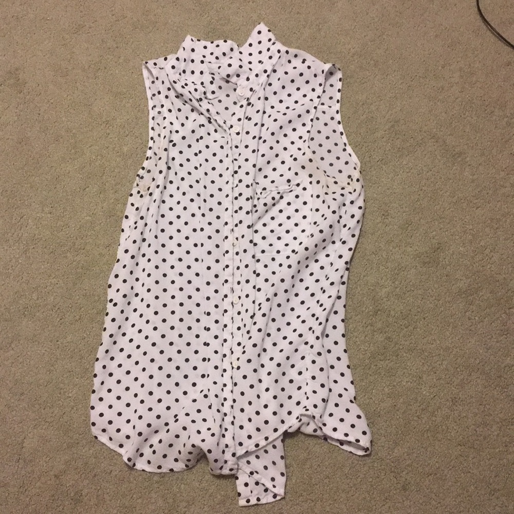 White and black polka dot tank top